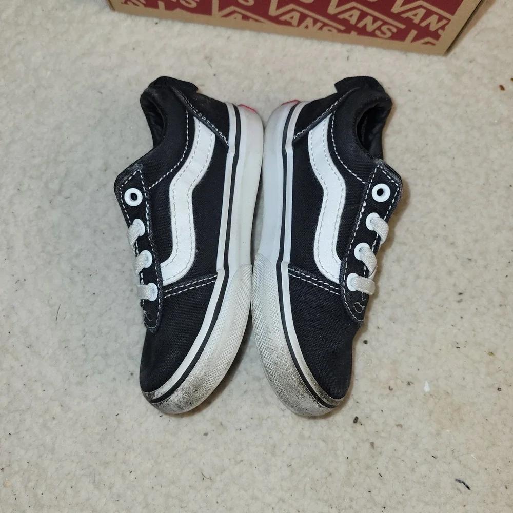 Vans Toddler Old Skool Black White Lace-Up Sneakers Shoes Size 7